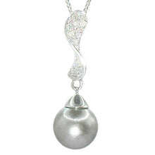 $2900 0.25Ct White Gold Black 11mm Tahitian Pearl and Diamond Necklace 14Kt