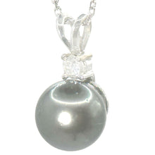 $2900 0.25Ct White Gold Black Tahitian Pearl and Diamond Pendant Necklace 14Kt