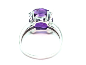 7.02 Ct White Gold and Cushion Cut Amethyst and Natural Diamond Ring 14Kt
