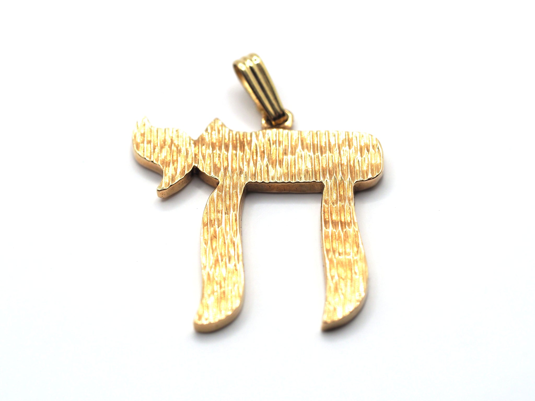 Chai Life Hebrew Pendant 14kt Yellow gold Textured Design 1.5in