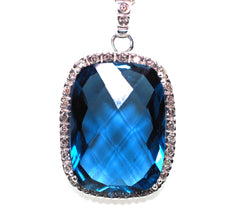 10.80 Ct White Gold Cushion Shape Blue Topaz Diamond Necklace 14 Kt