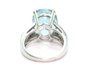 10.58 Ct Oval Aquamarine and Natural Diamond Ring 14Kt White Gold