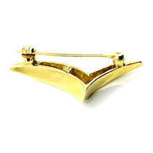$2900 18Kt Yellow Gold V Shape 0.25Ct Diamond Brooch Pin