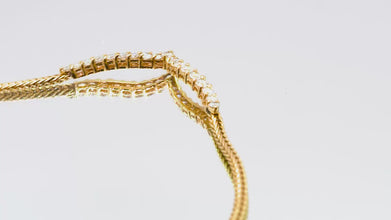 0.86 Ct V Shaped Diamond Necklace 14 Kt Yellow Gold