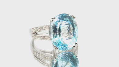 10.58 Ct Oval Aquamarine and Natural Diamond Ring 14Kt White Gold