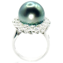 $7900 1.75Ct White Gold Black Pearl and Diamond Ring 18Kt