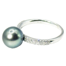 $3500 0.50Ct White Gold Diamond and Black Tahitian Pearl Ring 14Kt